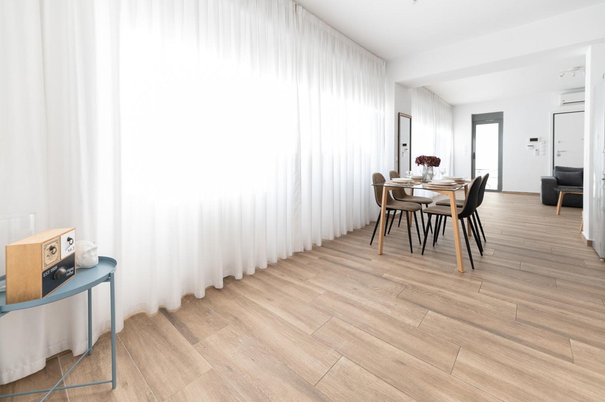 Stylish Spacious Apartment In Palaio Faliro Athen Eksteriør bilde