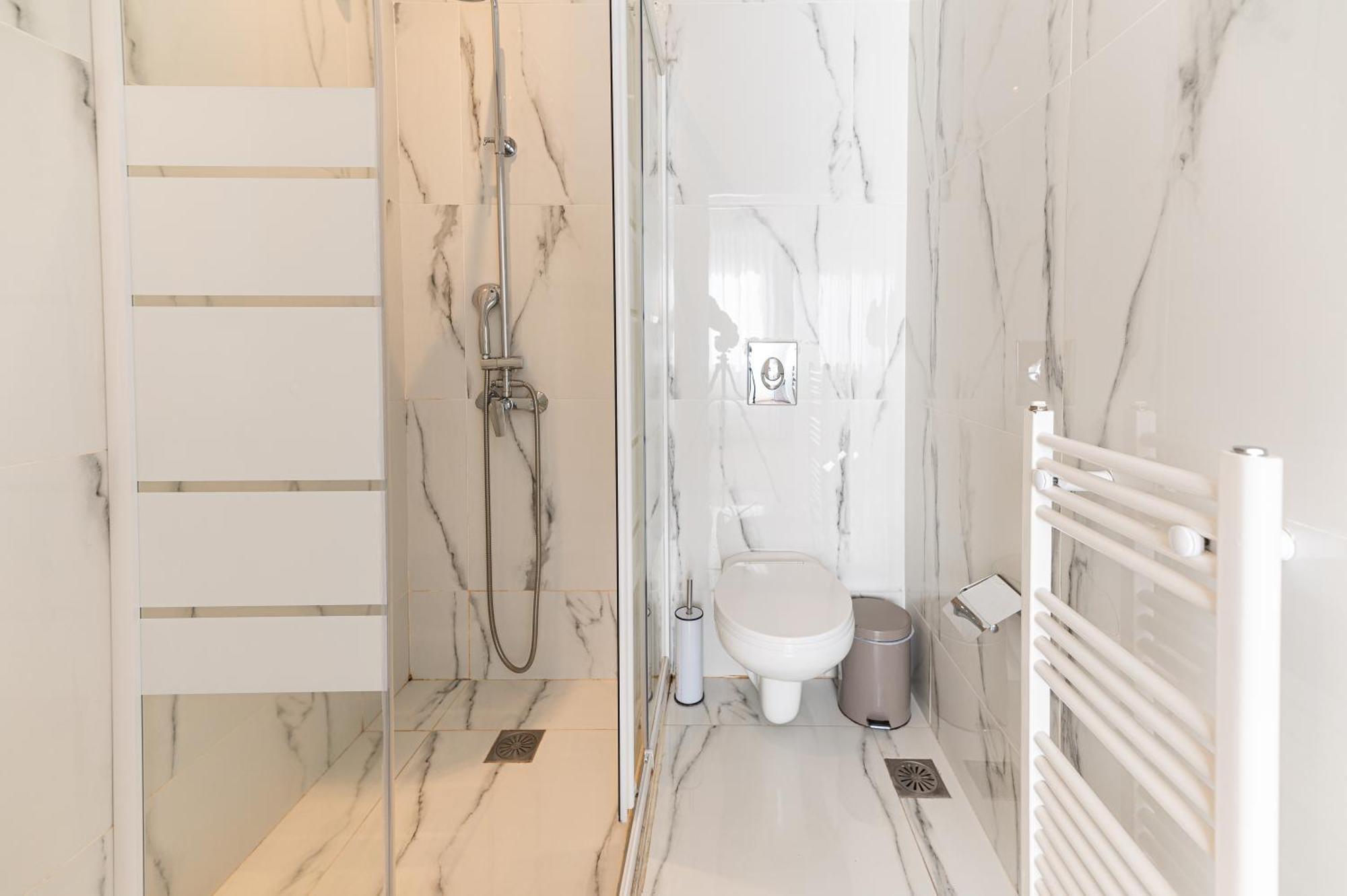 Stylish Spacious Apartment In Palaio Faliro Athen Eksteriør bilde